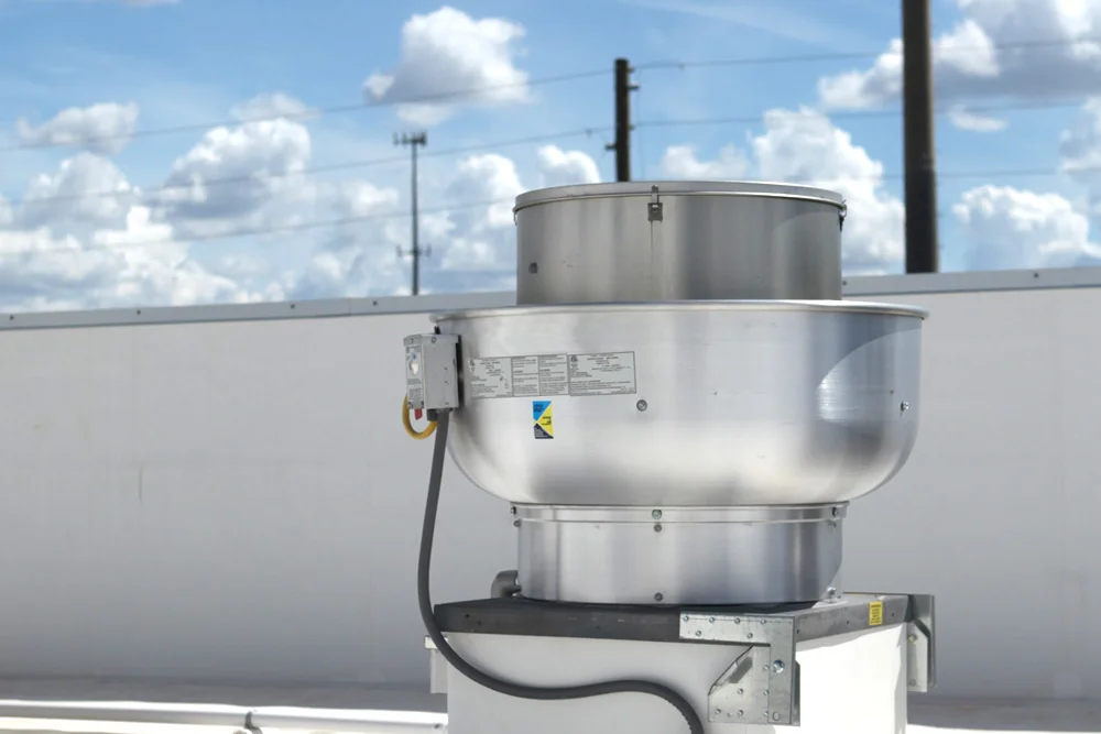 commercial kitchen grease containment system installation - DDAN Hood Services